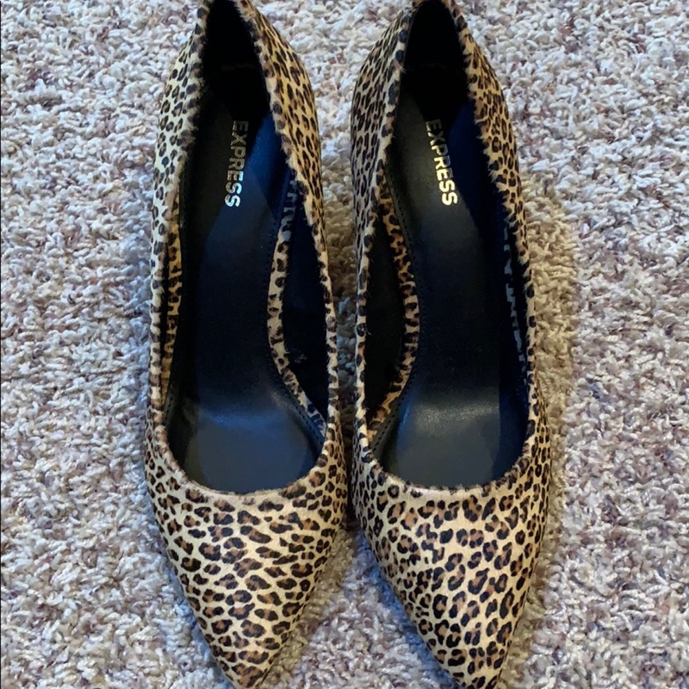 Express Leopard Block Heel